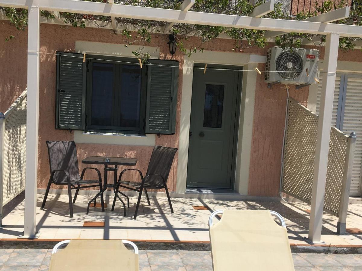 Despina Studios And Apartments 拉瑟 外观 照片