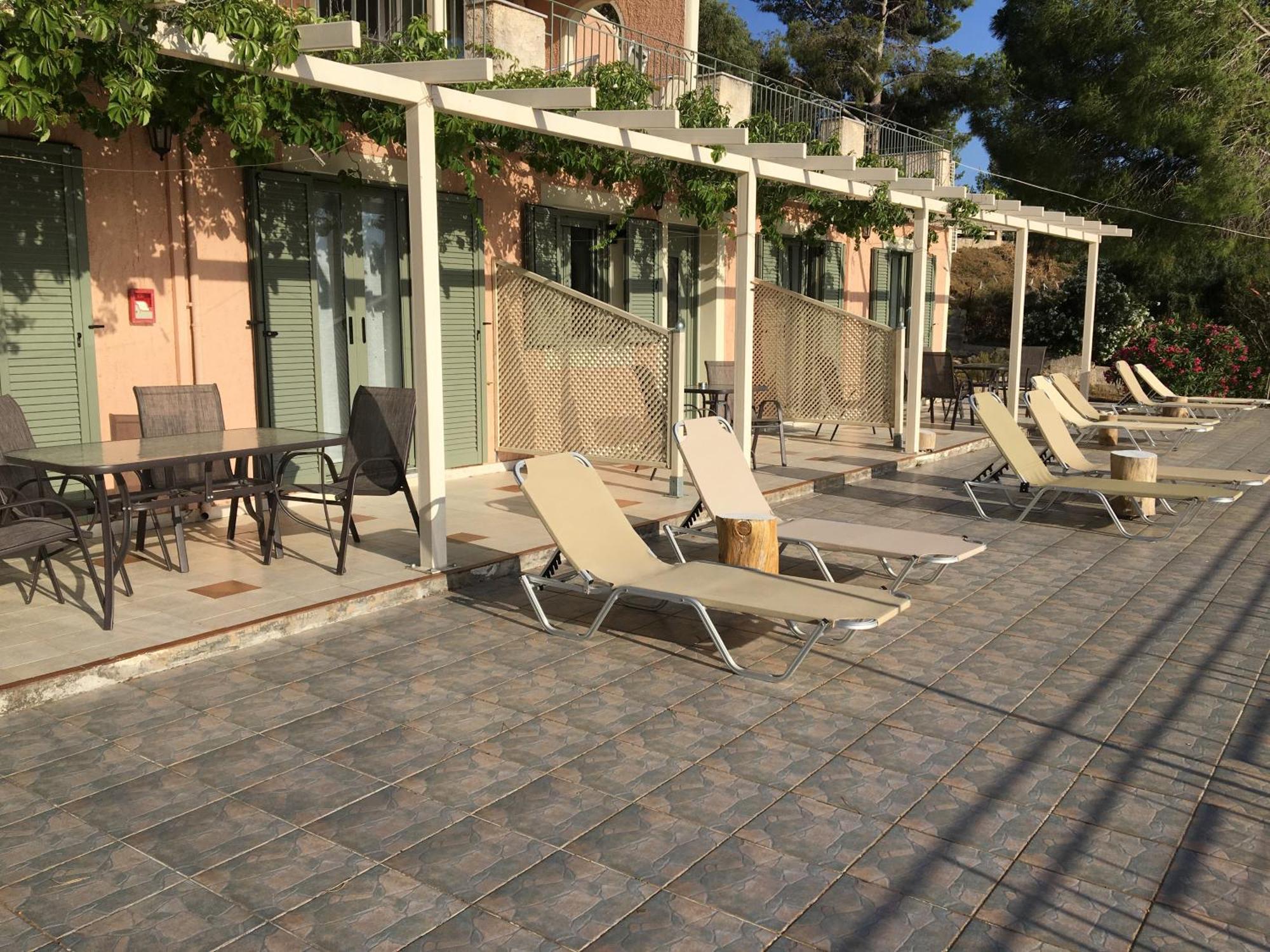 Despina Studios And Apartments 拉瑟 外观 照片